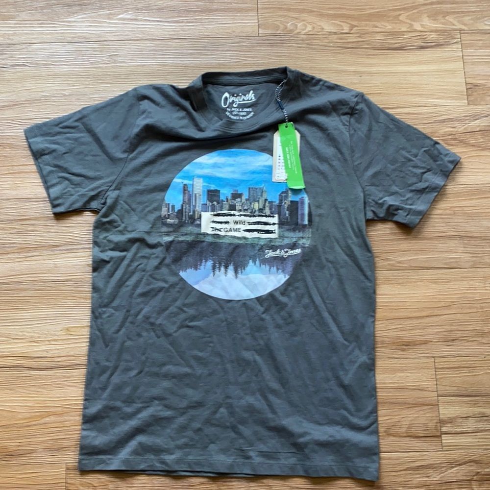 NWT Jack & Jones men’s large T-shirt